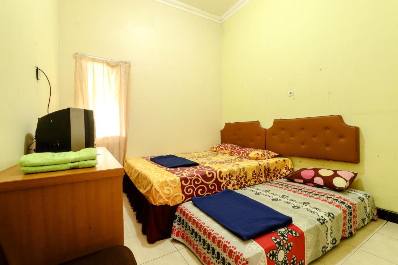 The Joglo Family Hotel Magelang Exteriör bild